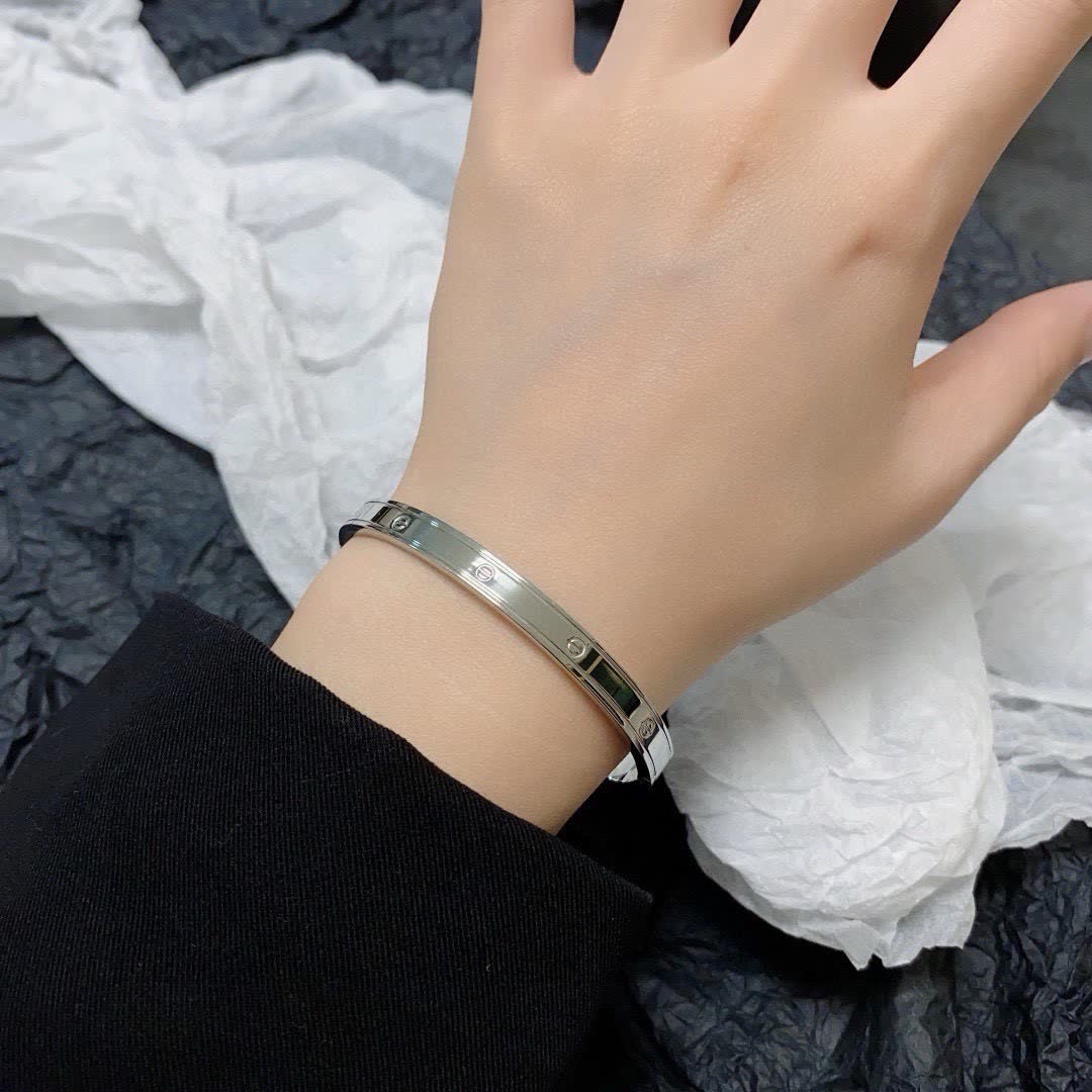 Cartier Love Bracelet