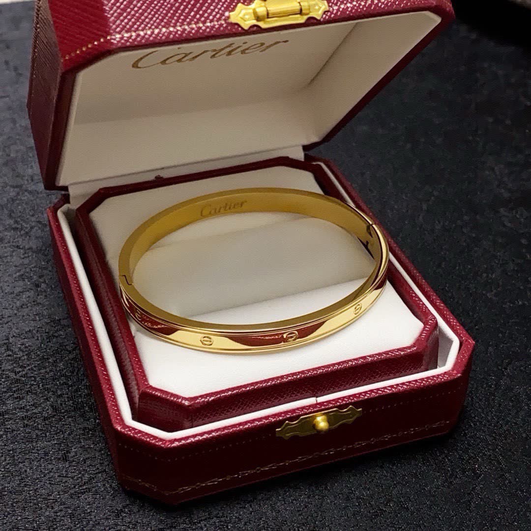 Cartier Love Bracelet