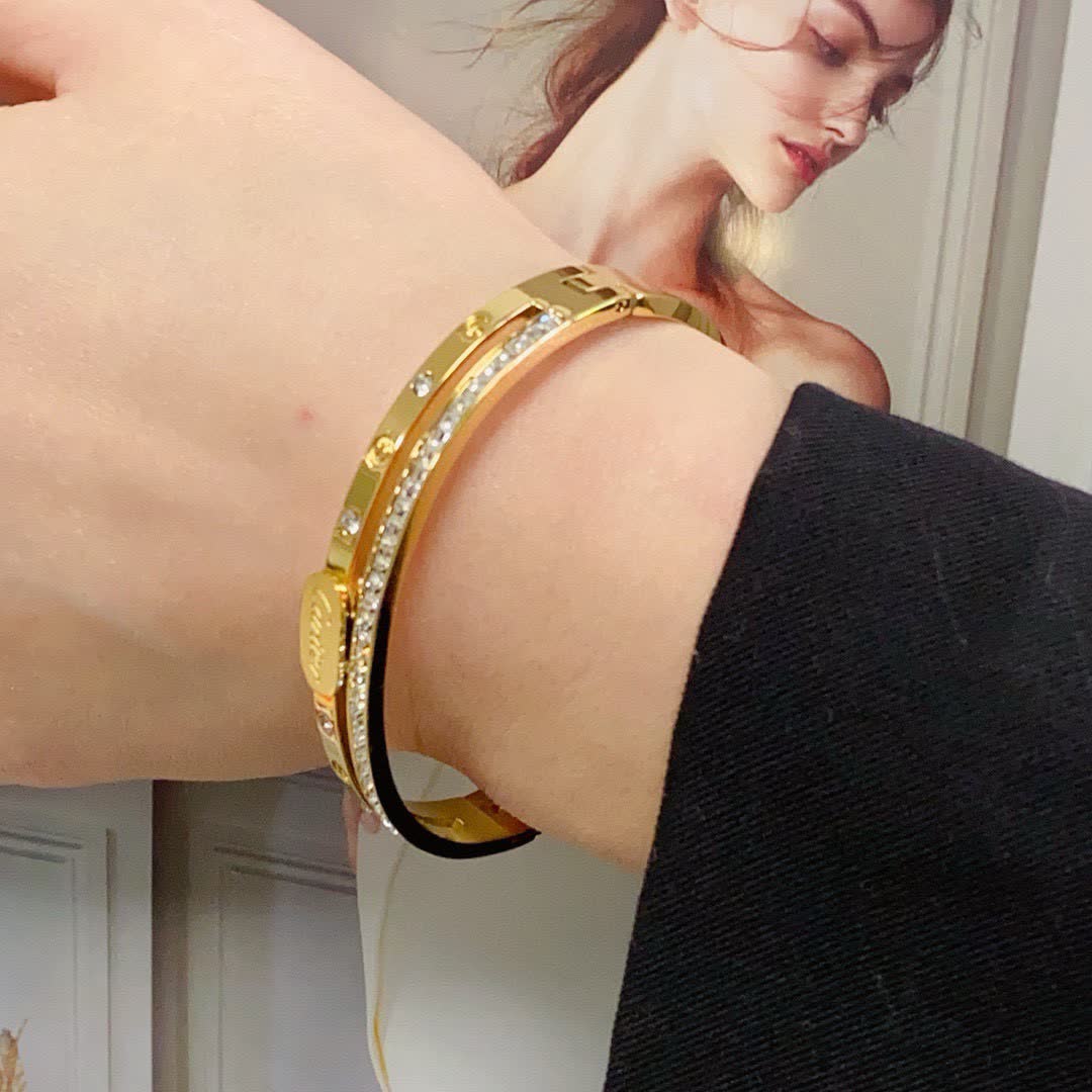 Cartier Love Bracelet