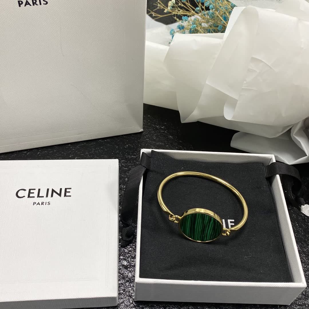 Van Cleef & Arpels Vintage Alhambra Yellow Gold Malachite Bracelet