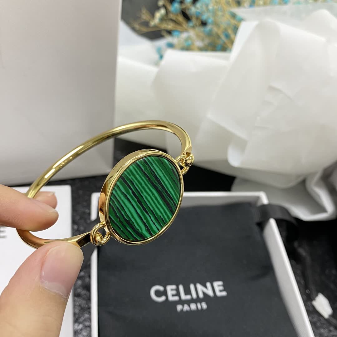 Van Cleef & Arpels Vintage Alhambra Yellow Gold Malachite Bracelet