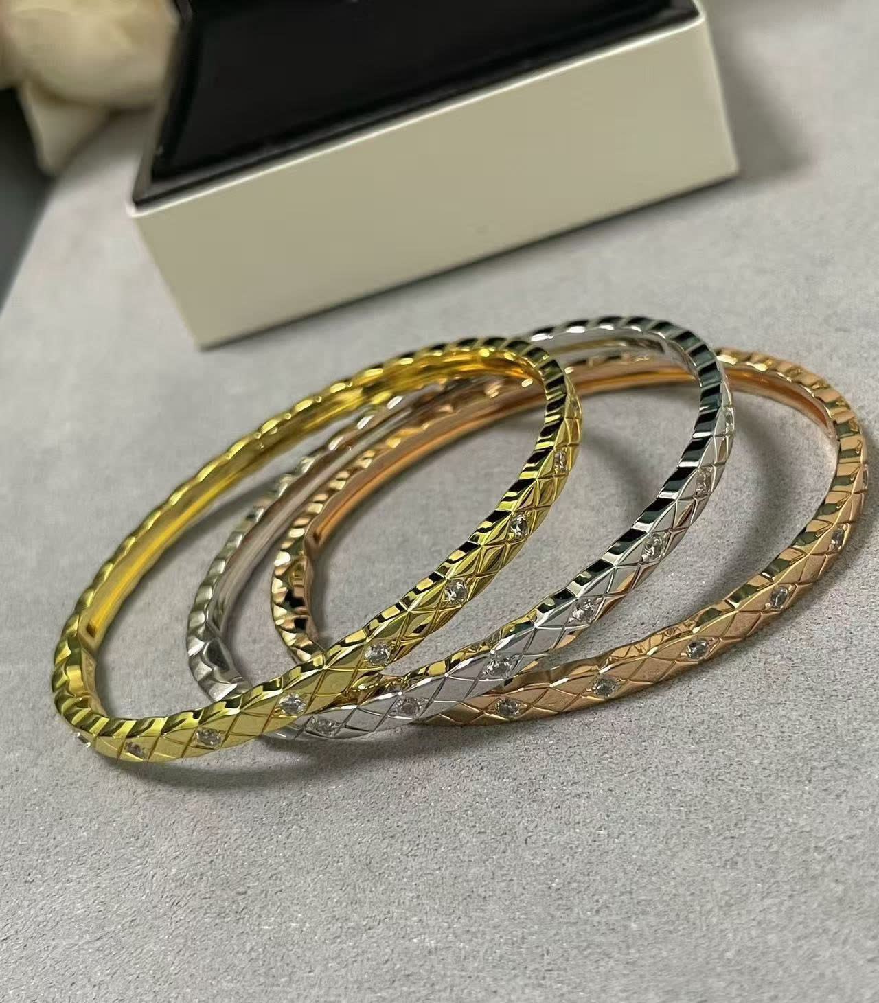 Chanel COCO CRUSH Diamond Bangle Bracelet