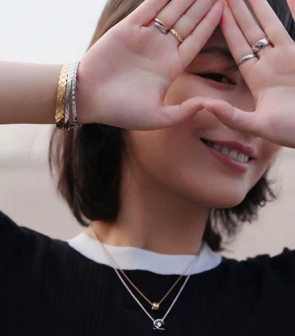 Chanel COCO CRUSH Diamond Bangle Bracelet