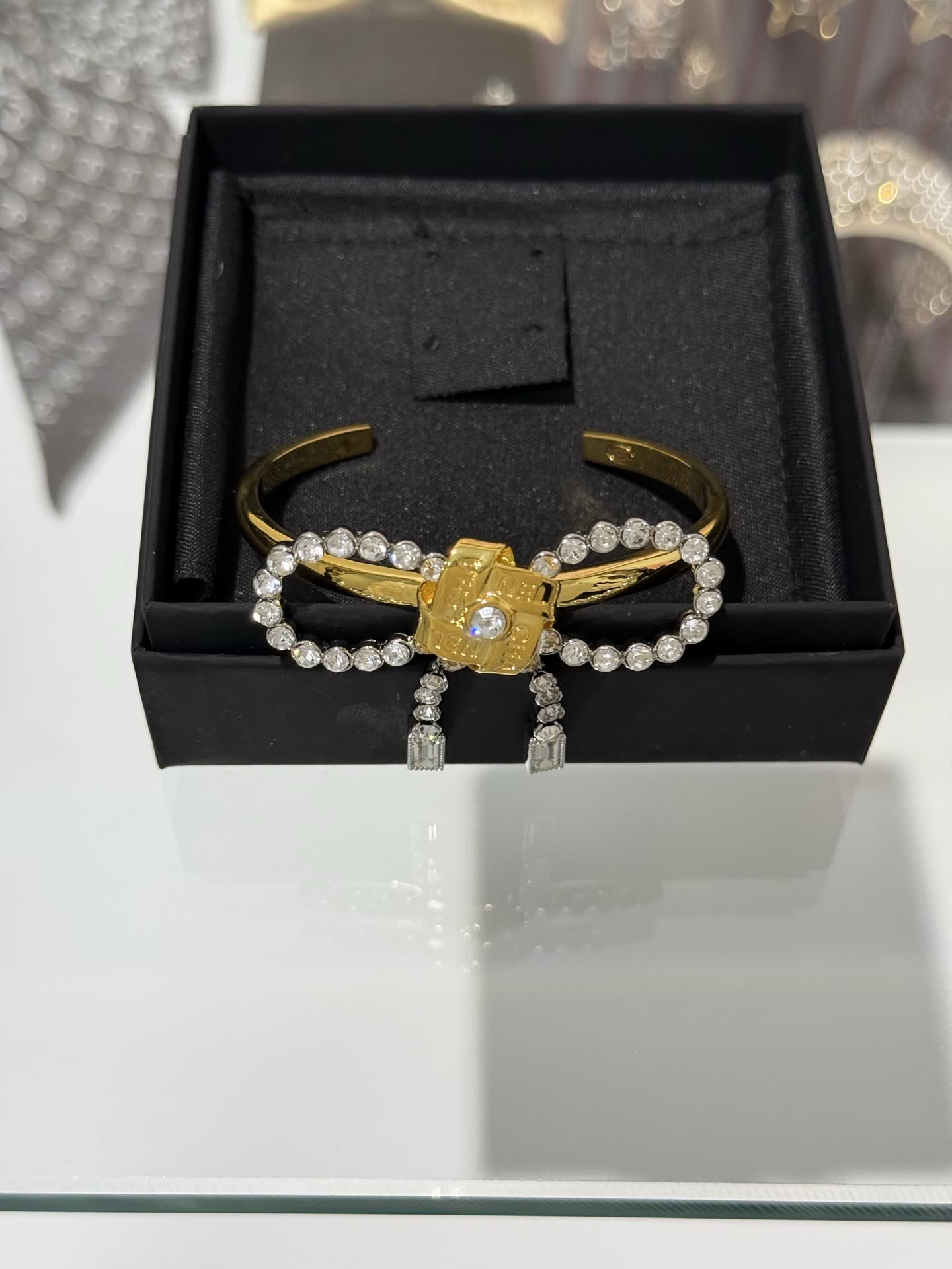 Chanel Luxury Diamond Bracelet Set