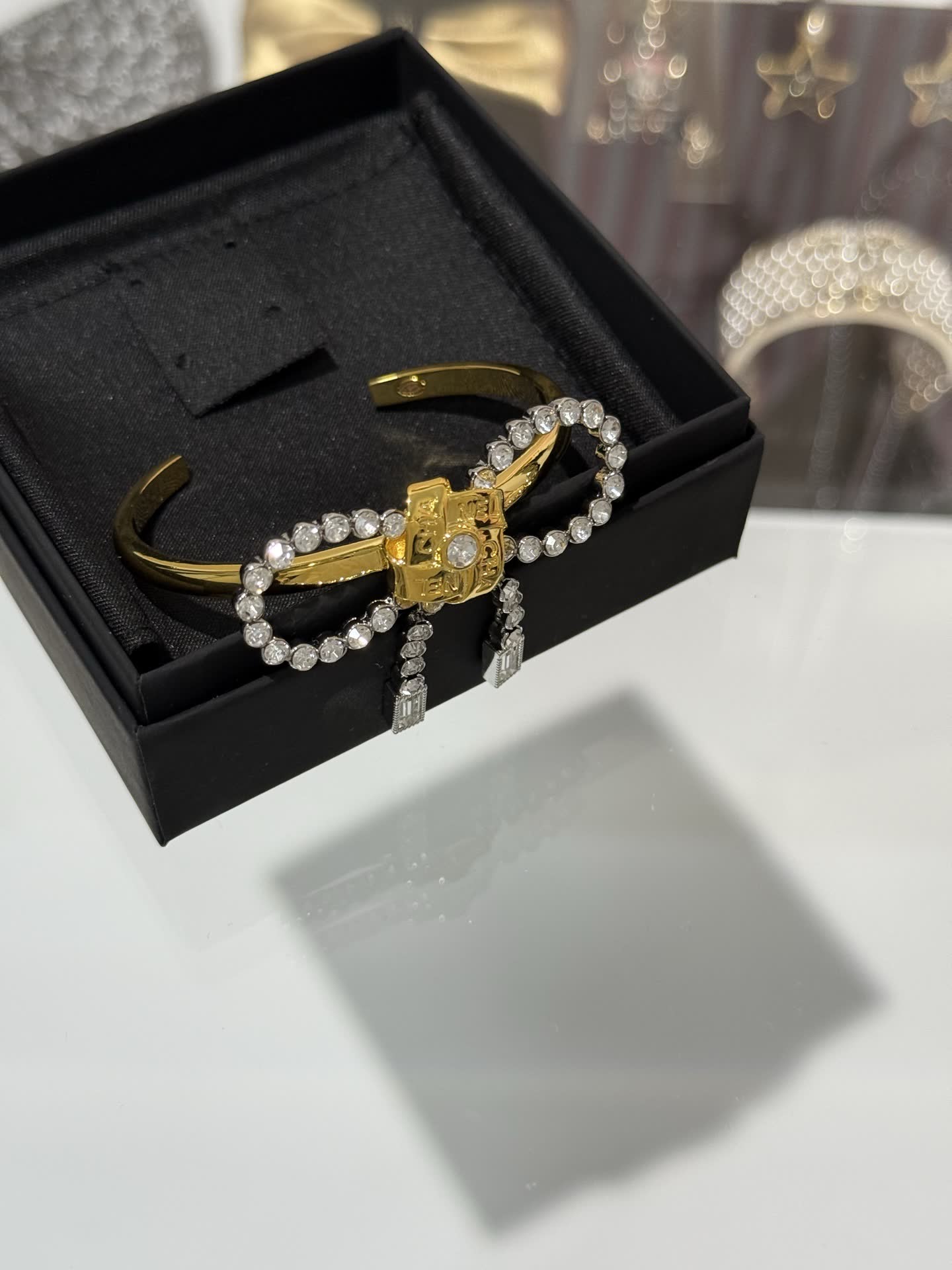 Chanel Luxury Diamond Bracelet Set