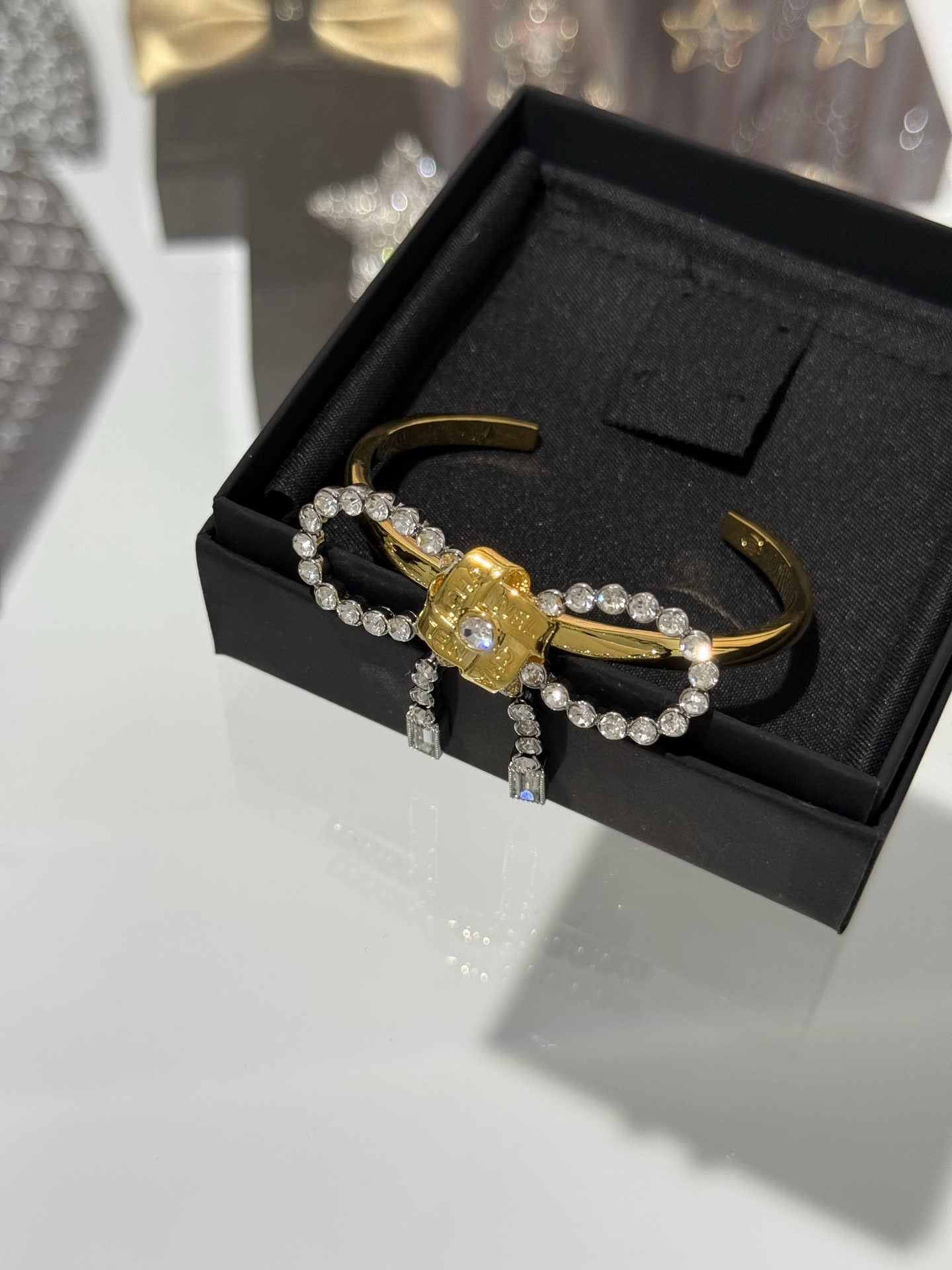 Chanel Luxury Diamond Bracelet Set