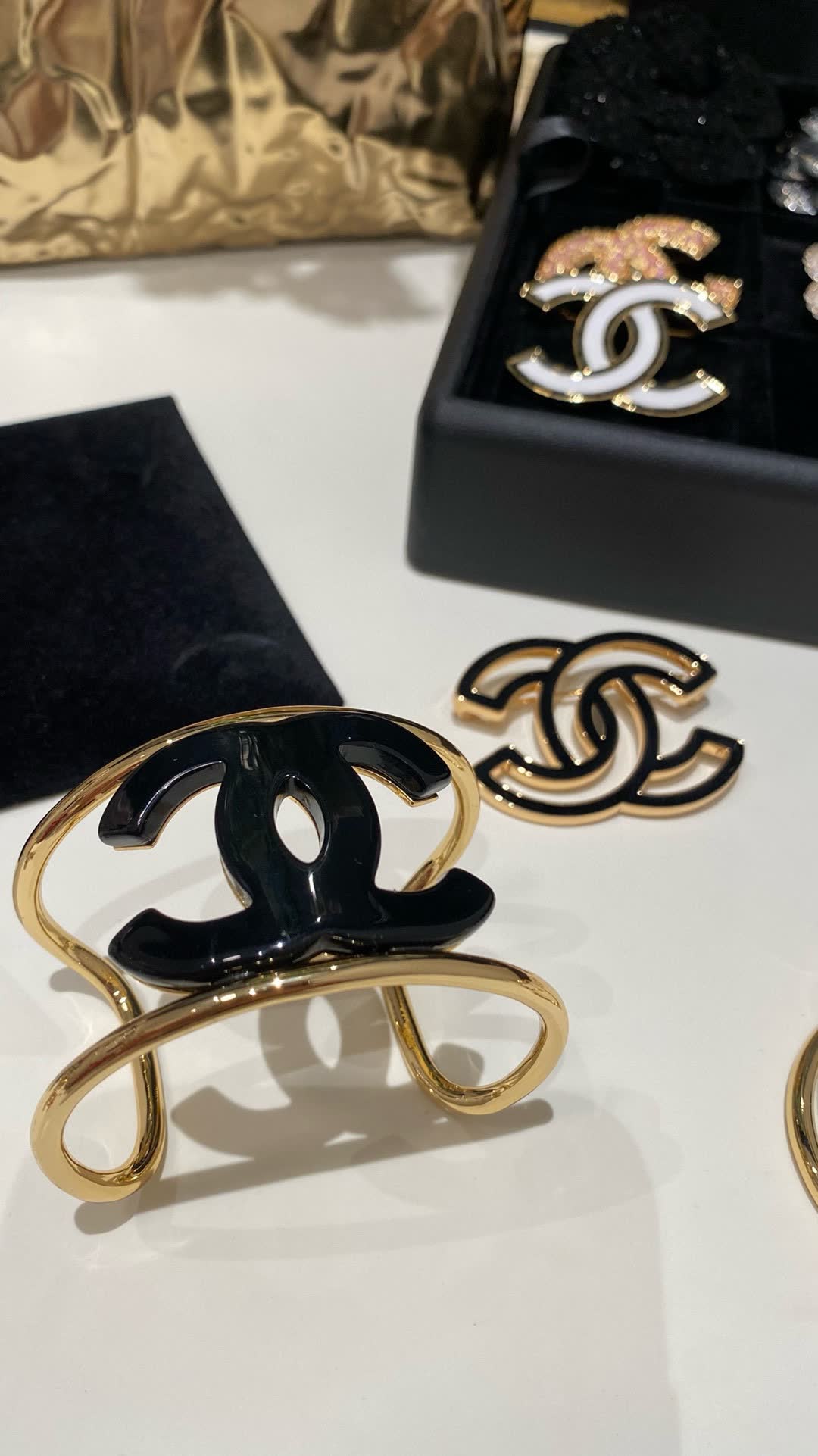 Chanel CC Logo Bracelet Set