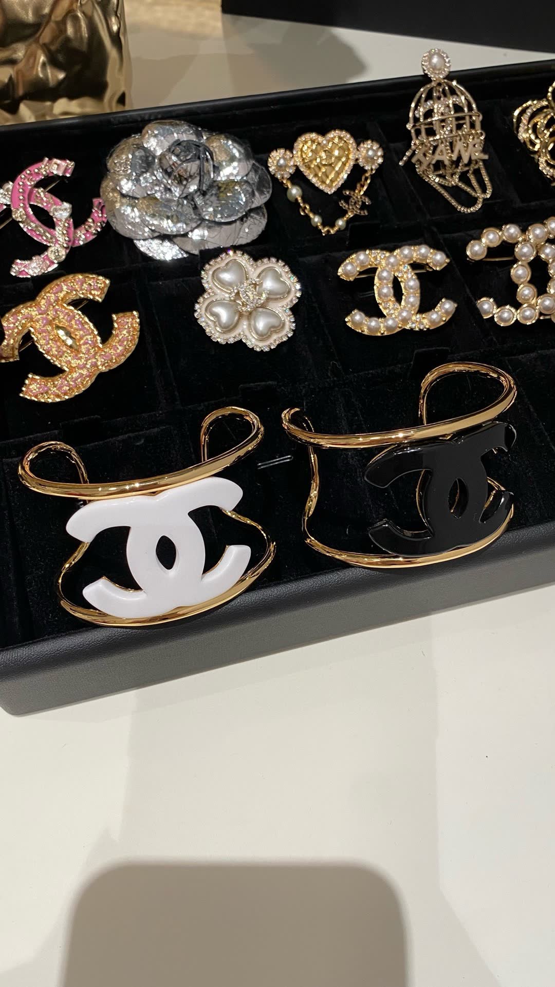 Chanel CC Logo Bracelet Set