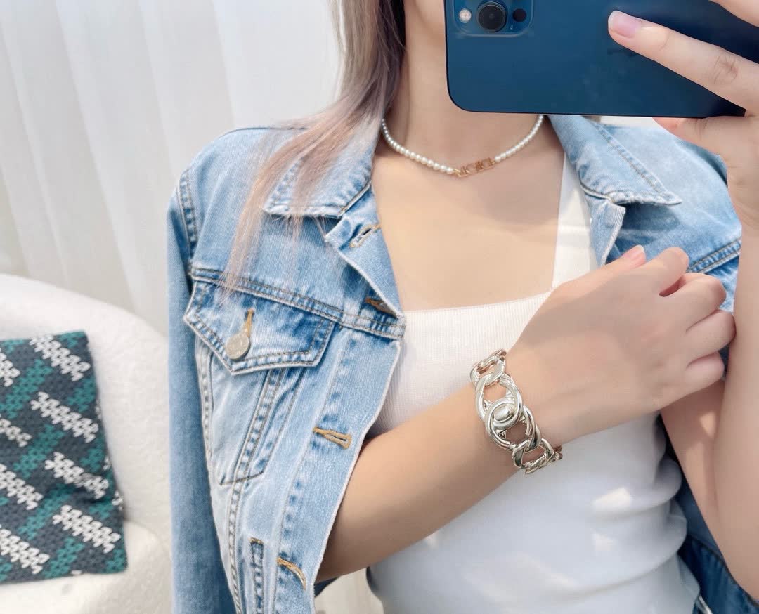 Chanel CC Link Bracelet Chanel CC Link Bracelet