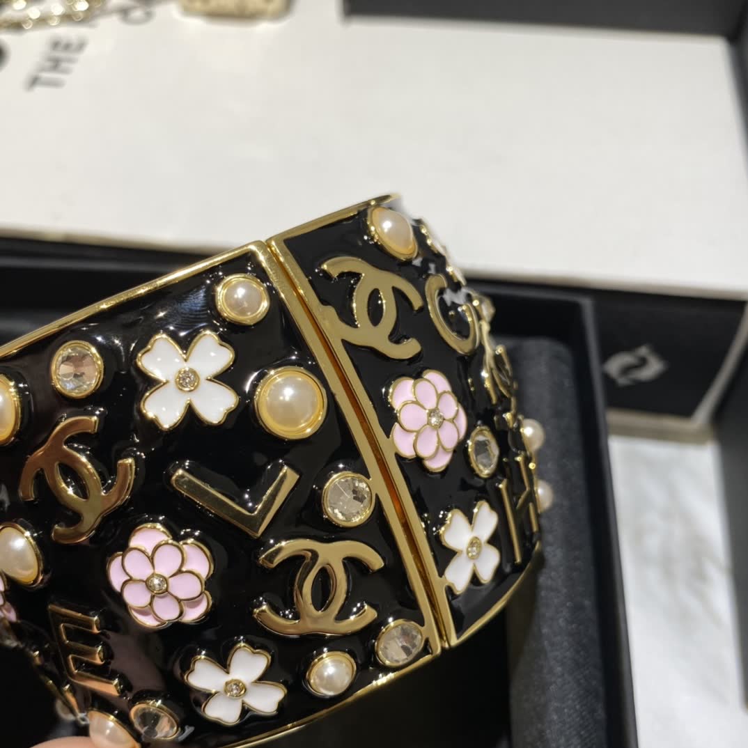 Chanel Black and Gold Enamel Bracelet