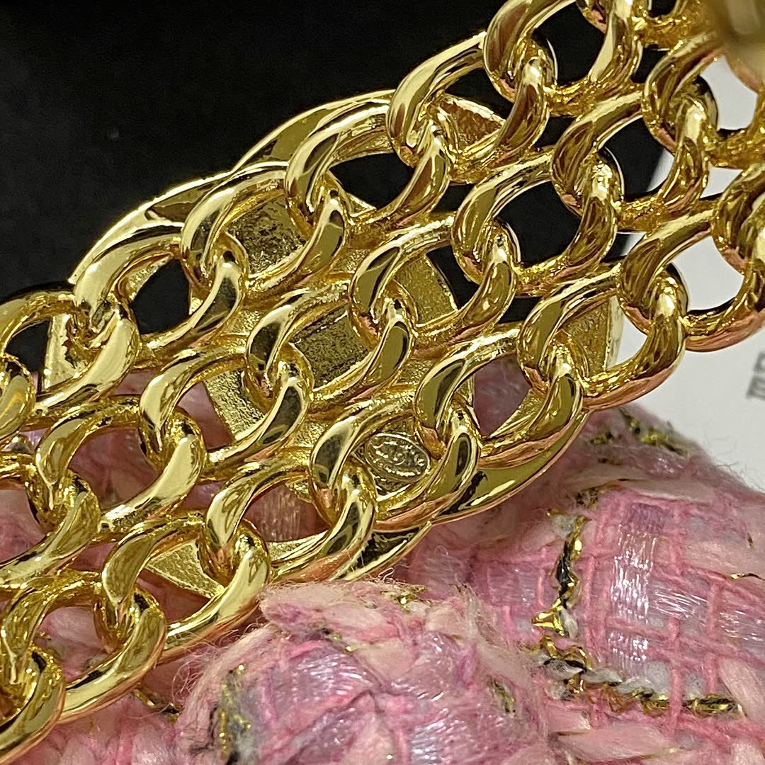 Louis Vuitton Gold Tone Chain Link Bracelet