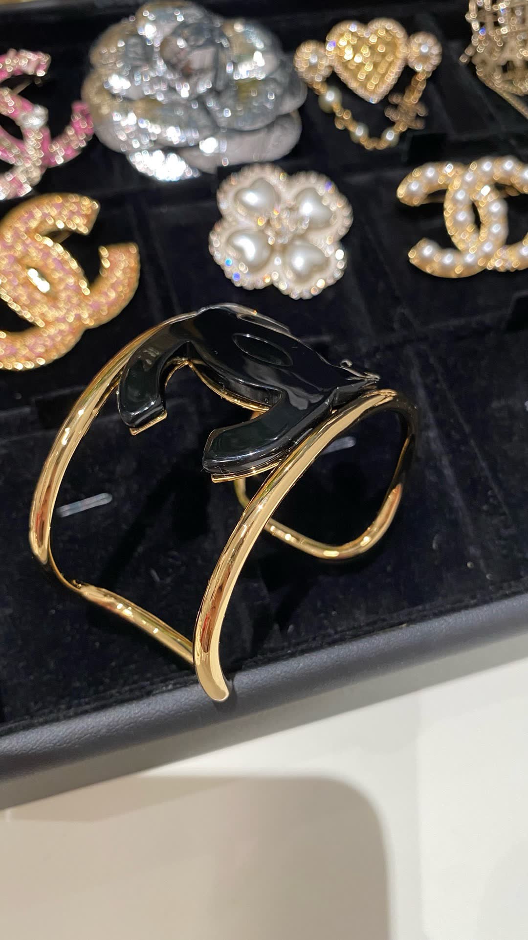 Chanel CC Logo Bracelet Set