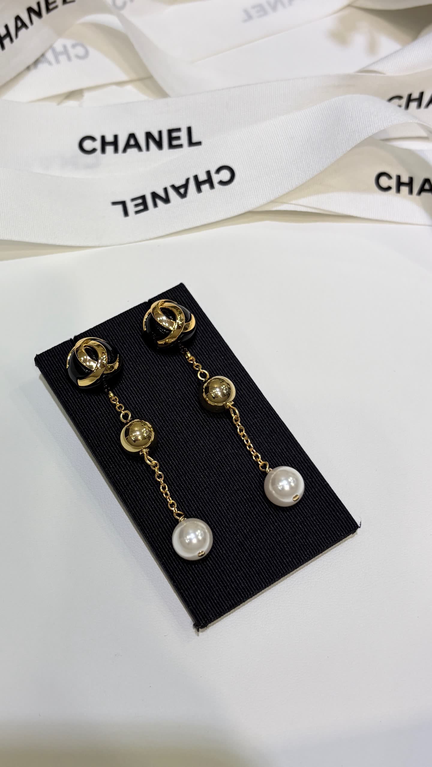 Chanel Elegant Gold Bracelet with Beads