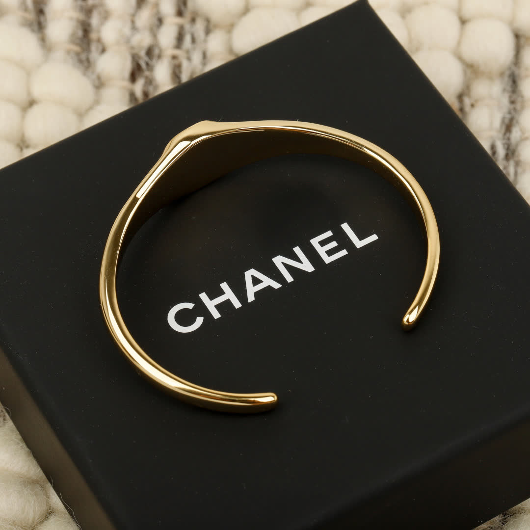Chanel CC Logo Enamel Cuff Bracelets Set