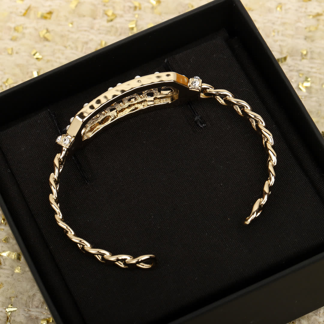 Chanel 'Chanel' Bracelet