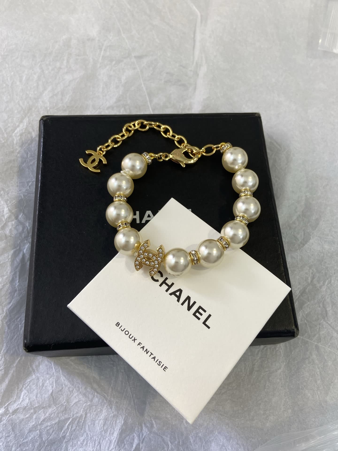 Chanel CC Logo Pearl Bracelet