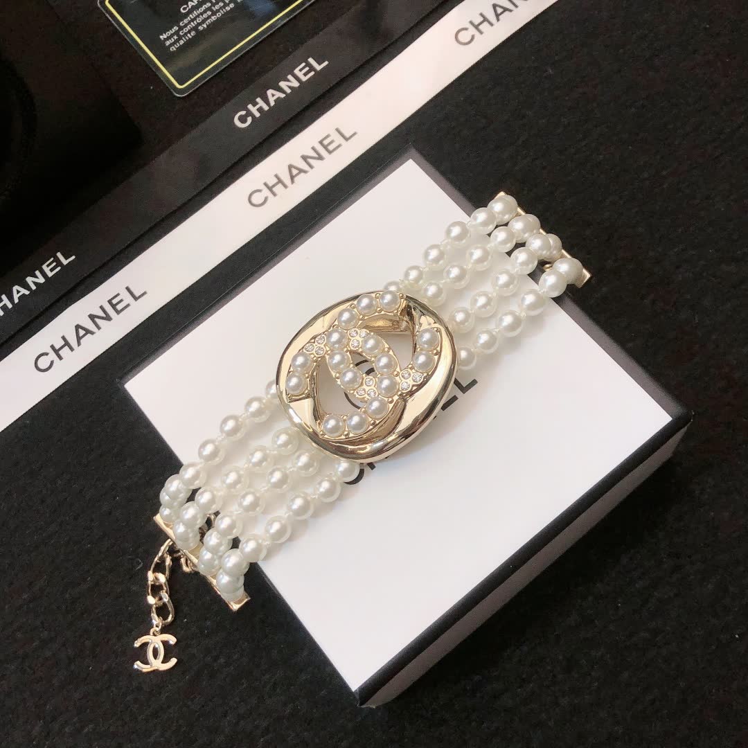 Chanel Gold CC Pearl Bracelet