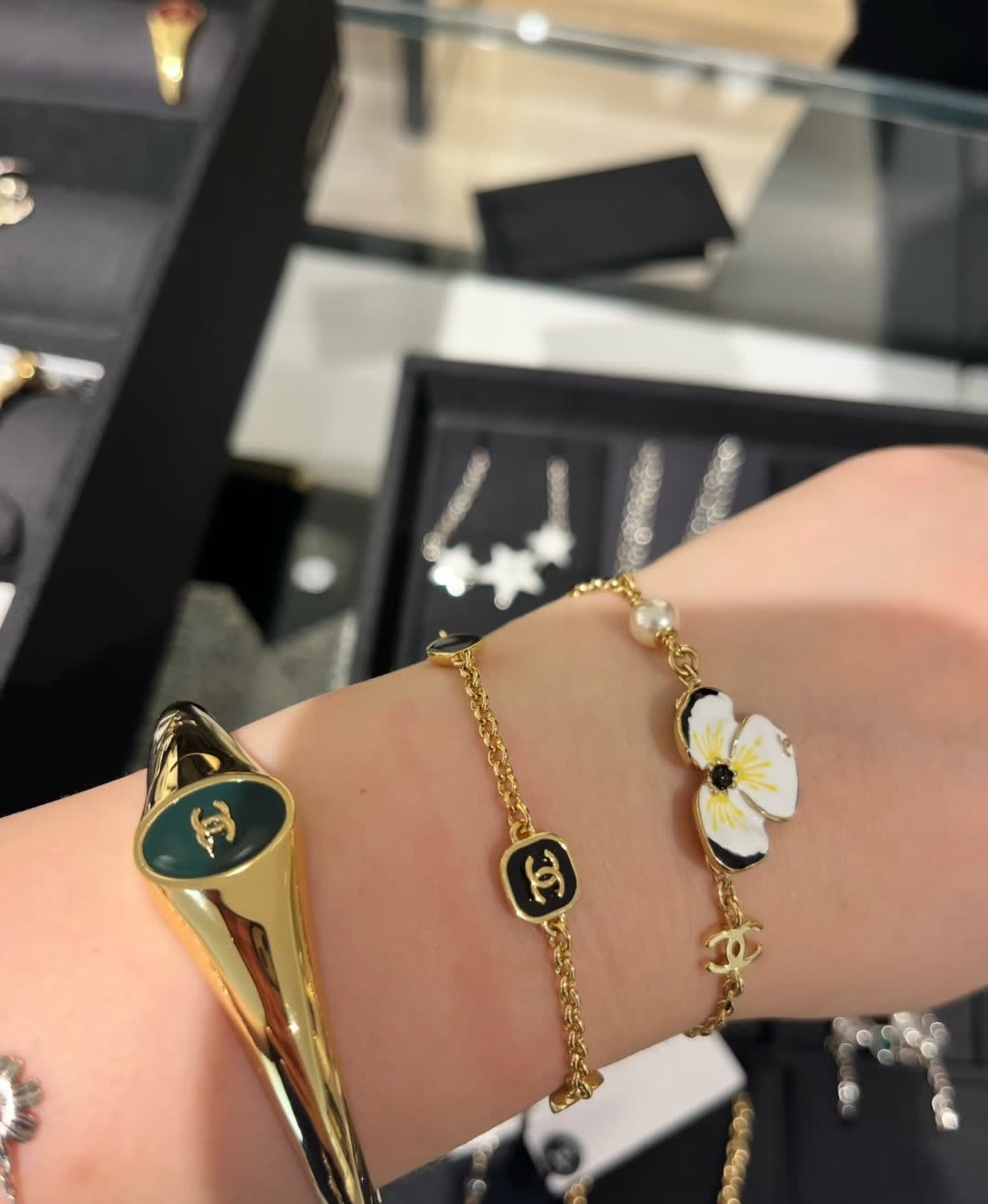 Chanel Enamel Flower Bracelets Set