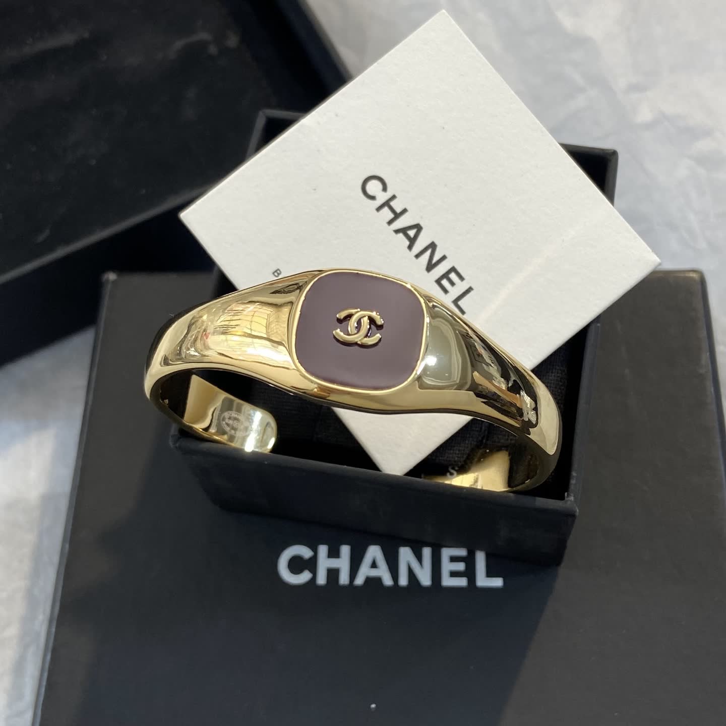 Chanel CC Enamel Cuff Bracelet-XS1290