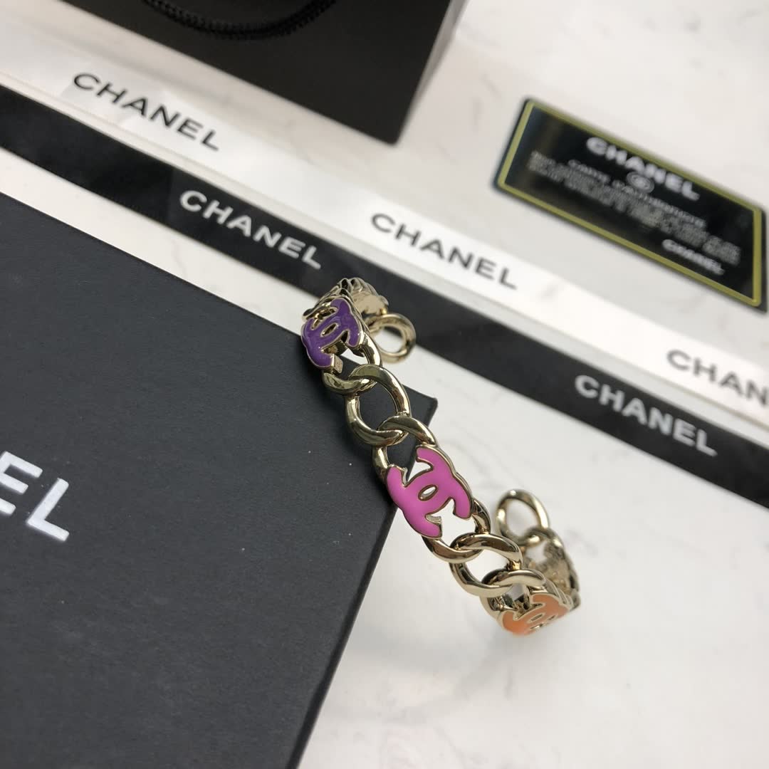 Chanel CC Logo Enamel Bracelet