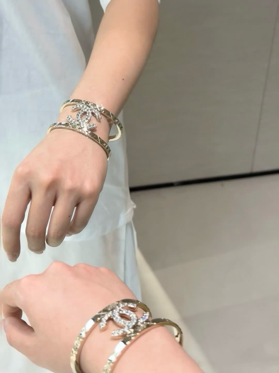 Chanel CC Logo Bracelet Set
