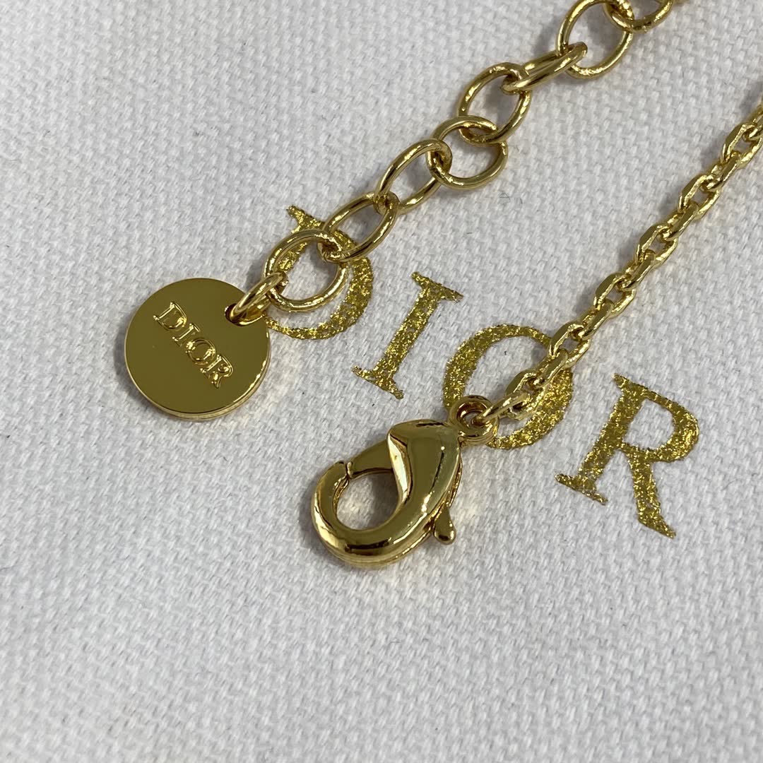Dior Gold Heart Bracelet
