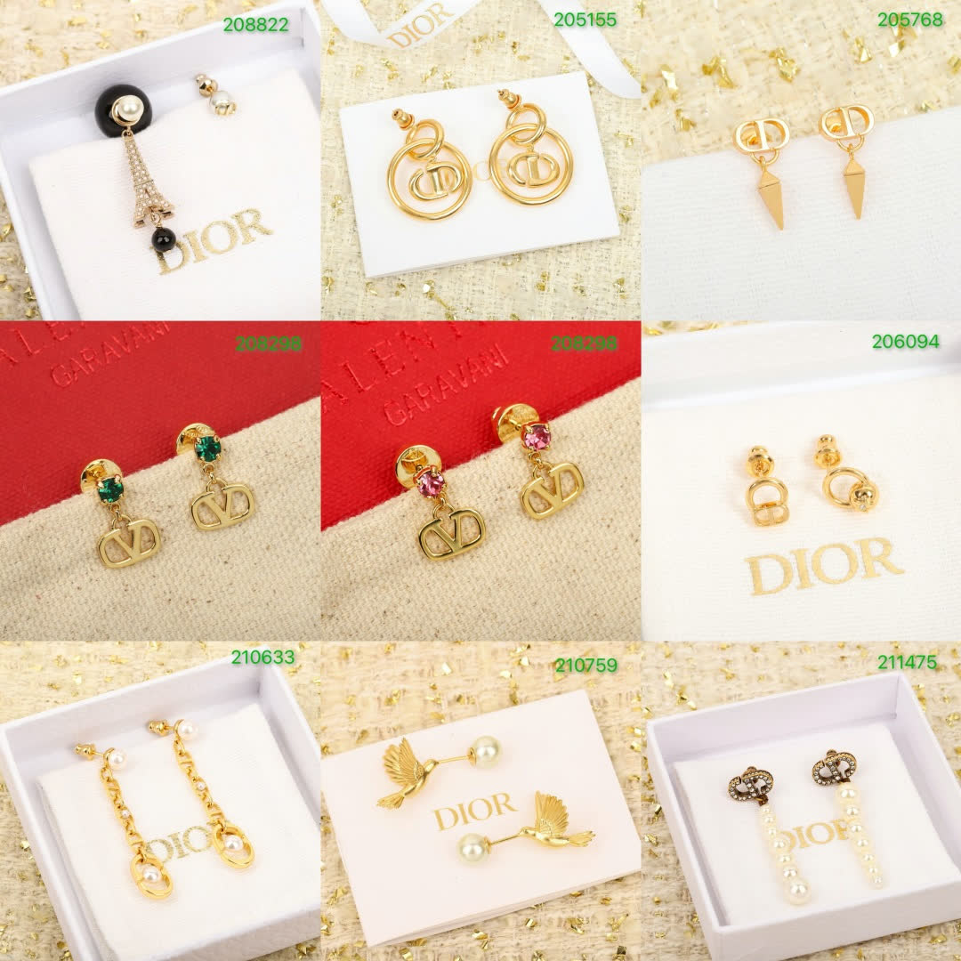 Dior Gold Tone 'CD' Logo Bracelet