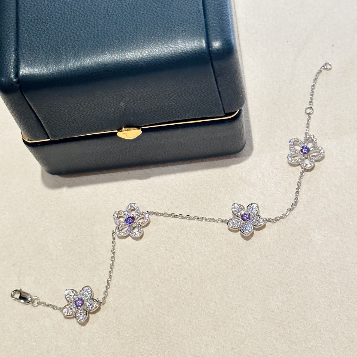 Graff Elegant Silver Flower Bracelet with Purple Stones