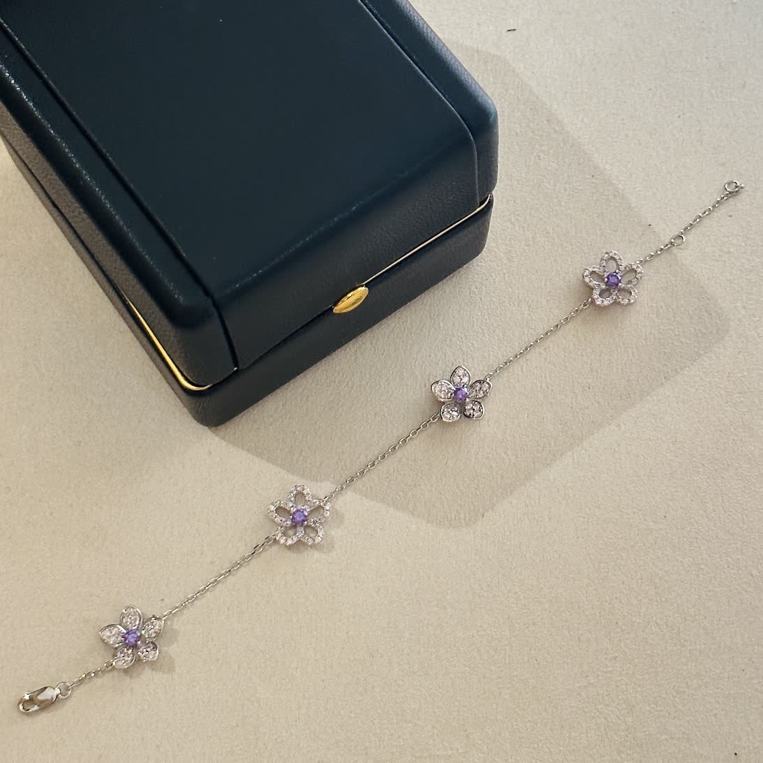 Graff Elegant Silver Flower Bracelet with Purple Stones