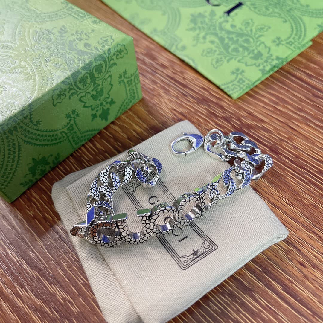 Gucci Silver Chain Bracelet