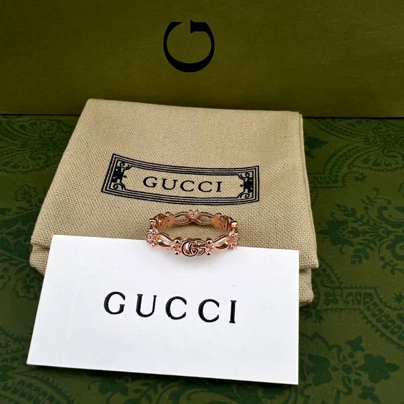 Gucci Interlocking G Bracelet