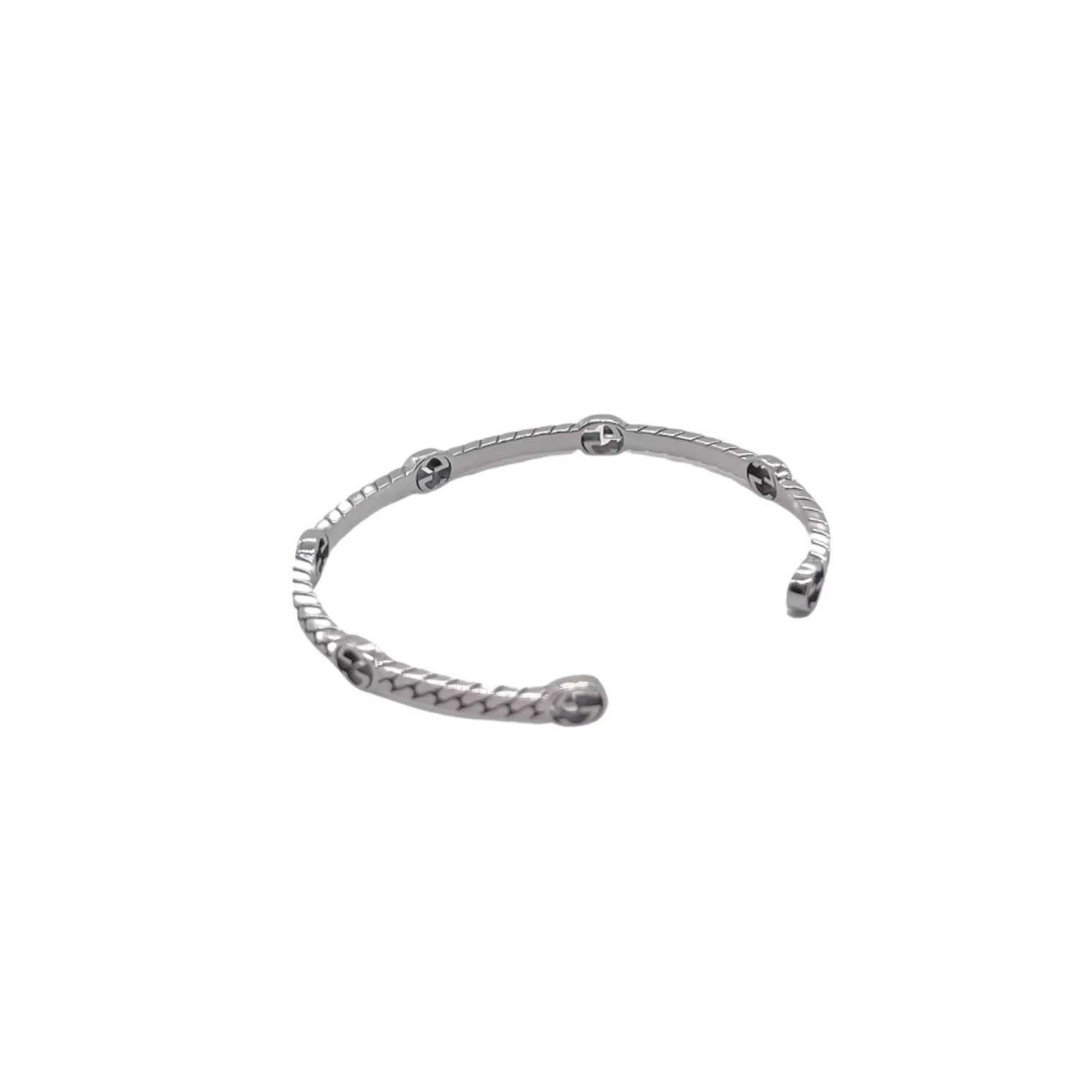 Gucci Silver Snake Chain Bracelet