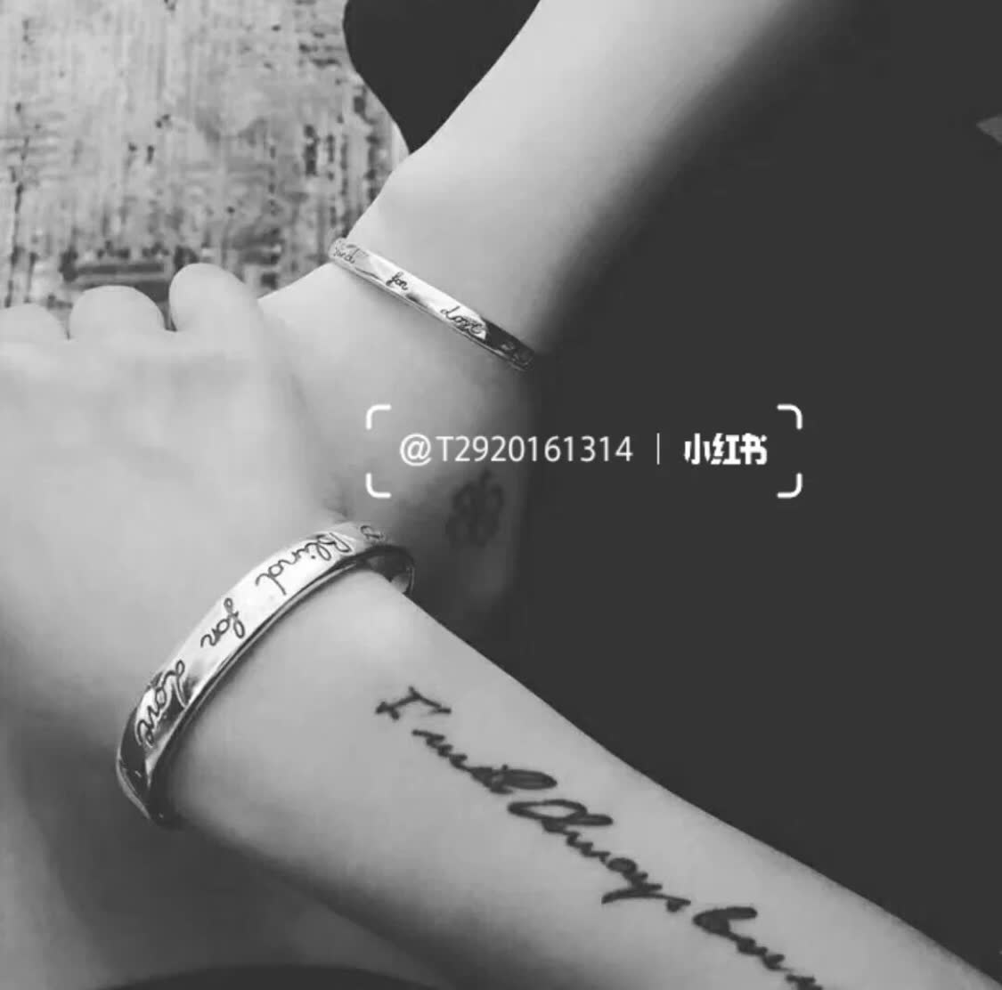Gucci Silver 'Blind for Love' Cuff Bracelet