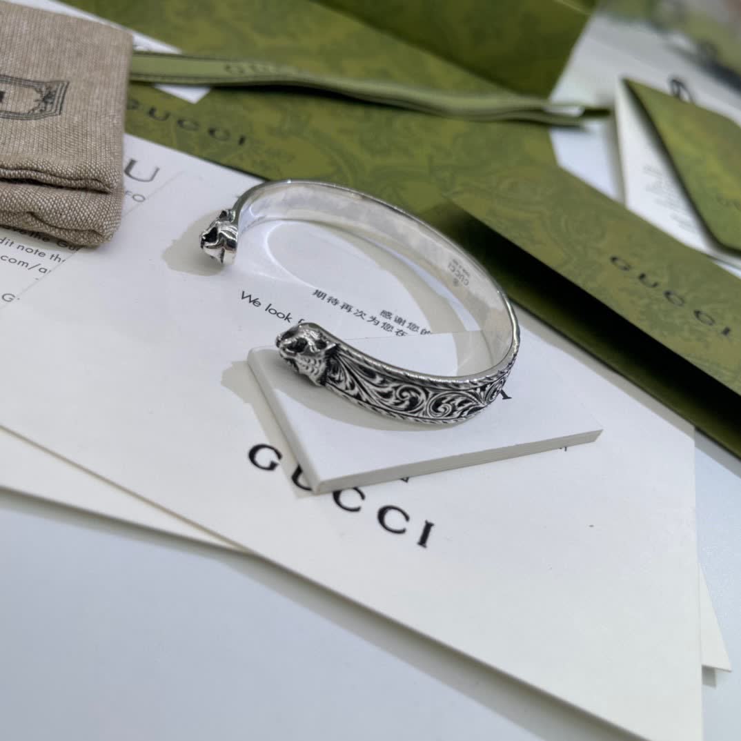 Gucci Silver Snake Bracelet