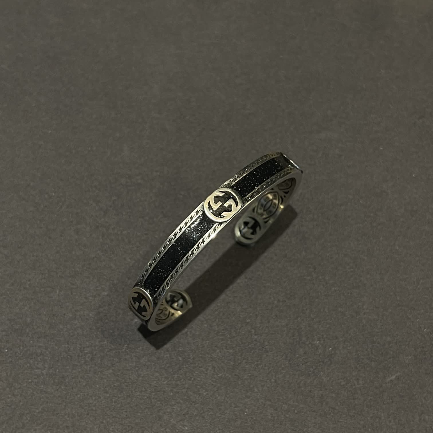 Gucci Silver Tone Black Leather Bracelet-500760