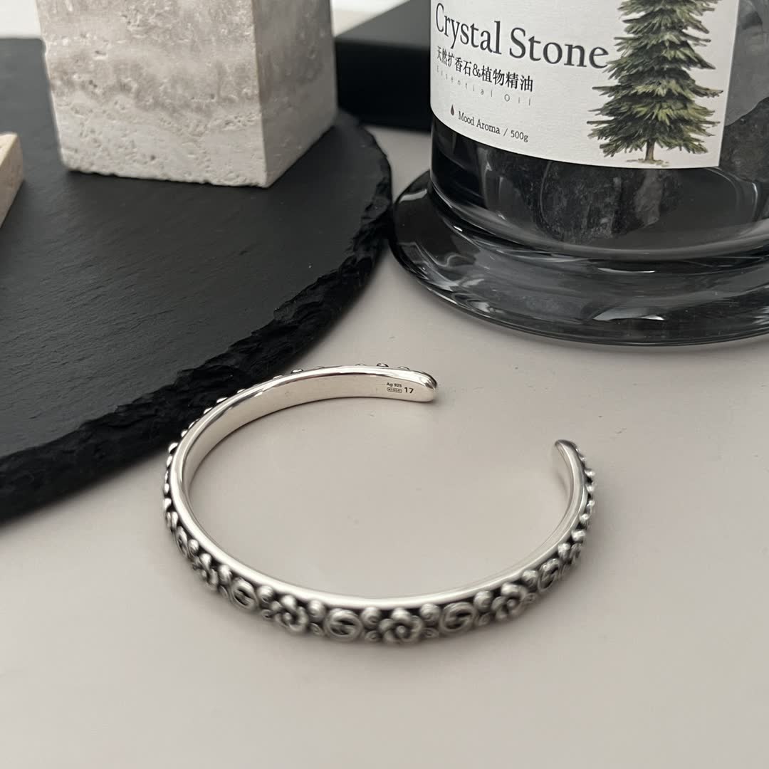 Gucci Sterling Silver Cuff Bracelet with Floral Design