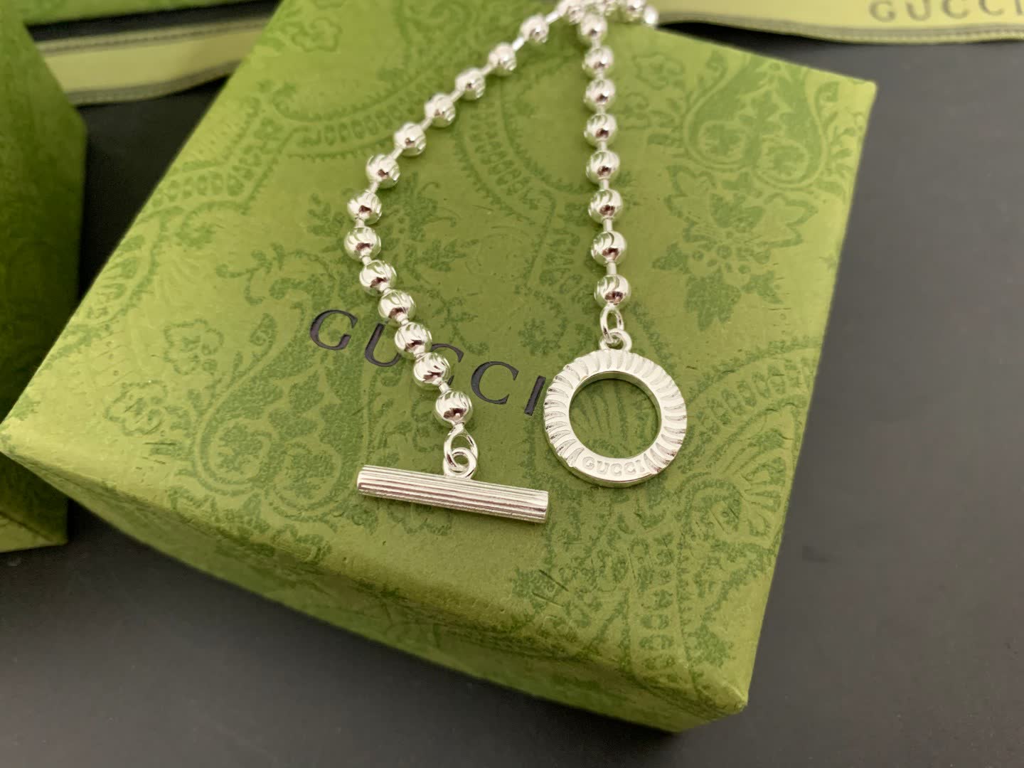 Gucci Silver Beaded Toggle Bracelet