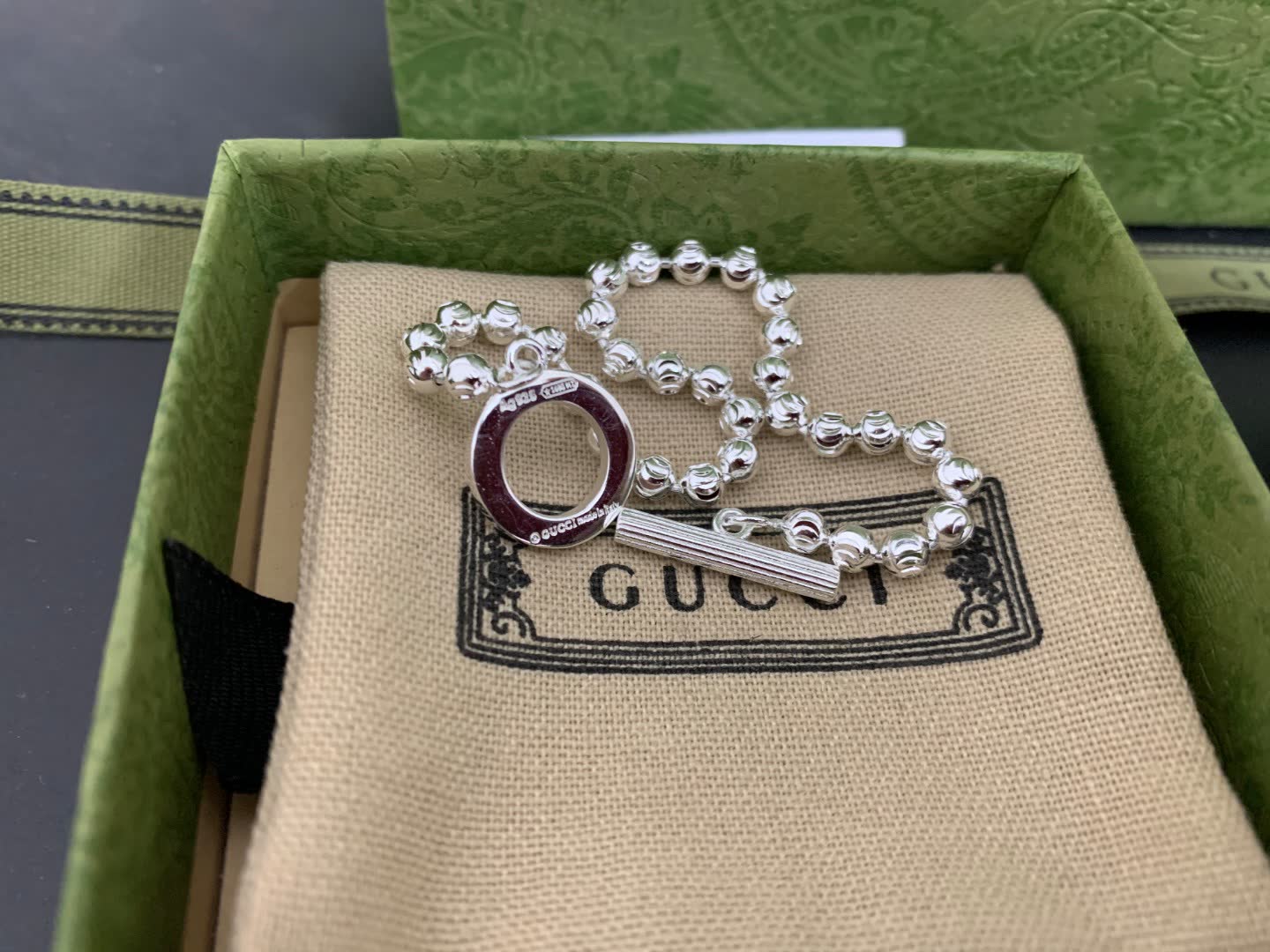 Gucci Silver Beaded Toggle Bracelet
