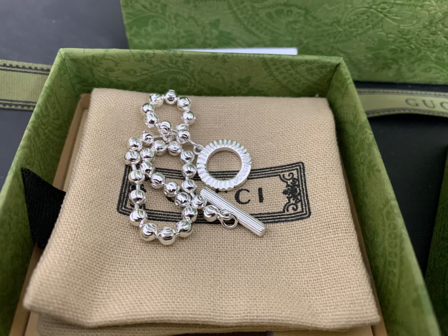 Gucci Silver Beaded Toggle Bracelet