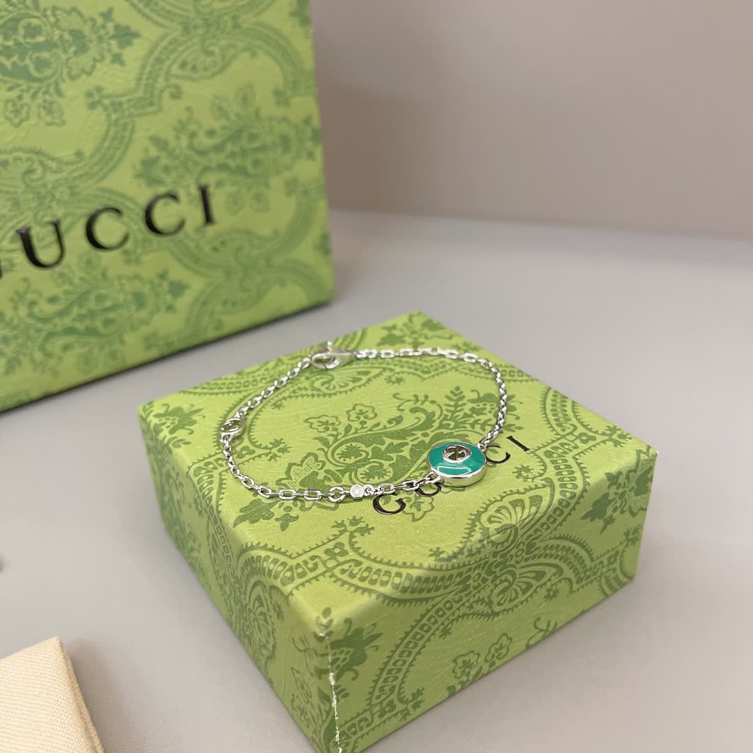 Gucci Silver Bracelet with Green Enamel Gucci Silver Bracelet with Green Enamel