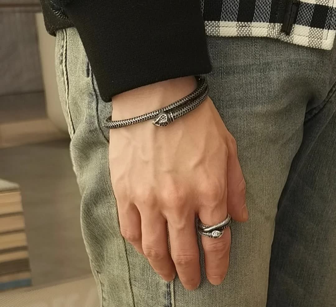 Gucci Silver Snake Bracelet