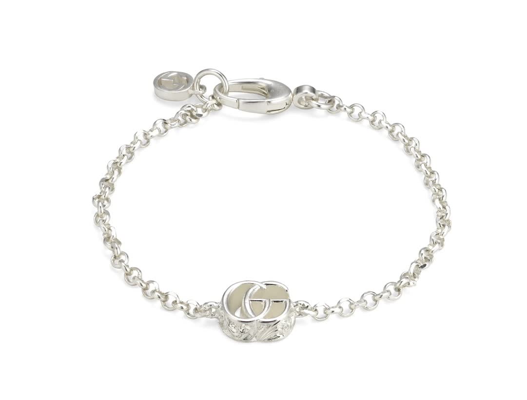 Gucci Silver Interlocking G Bracelet Gucci Silver Interlocking G Bracelet
