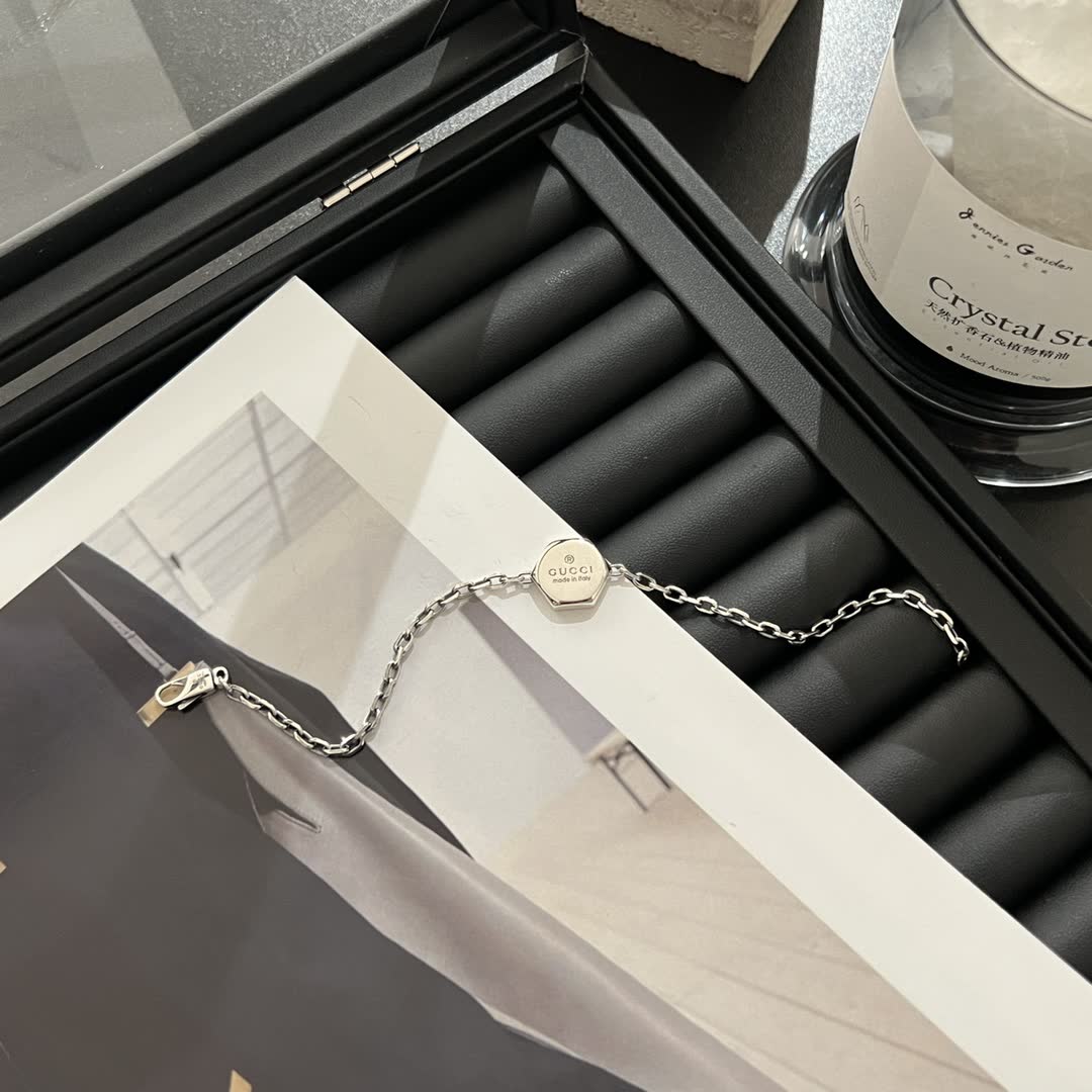 Gucci Silver Chain Bracelet Gucci Silver Chain Bracelet