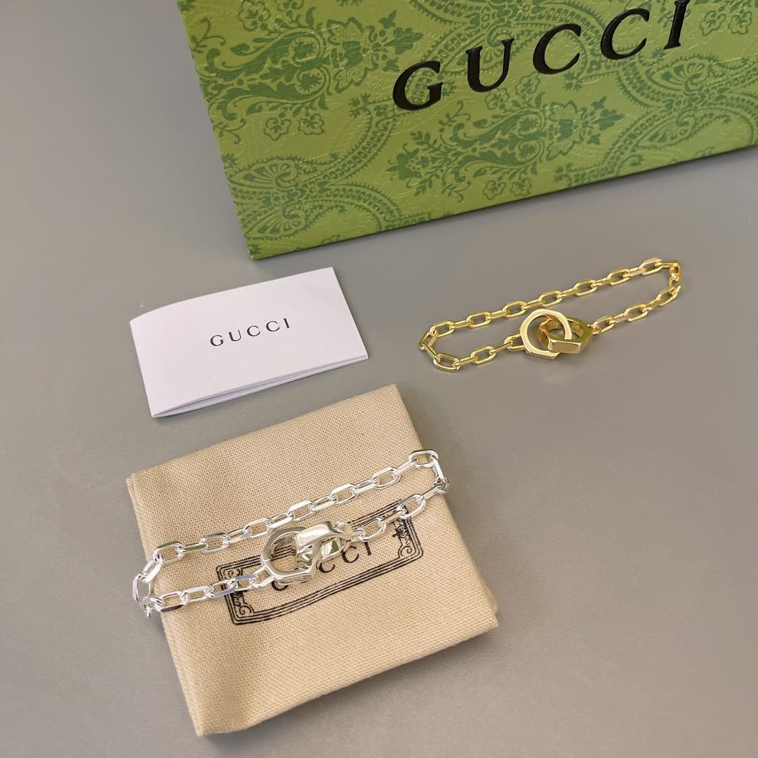 Gucci Silver Chain Bracelet with Interlocking G