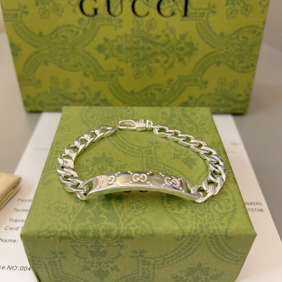 Gucci Silver Chain Bracelet Gucci Silver Chain Bracelet