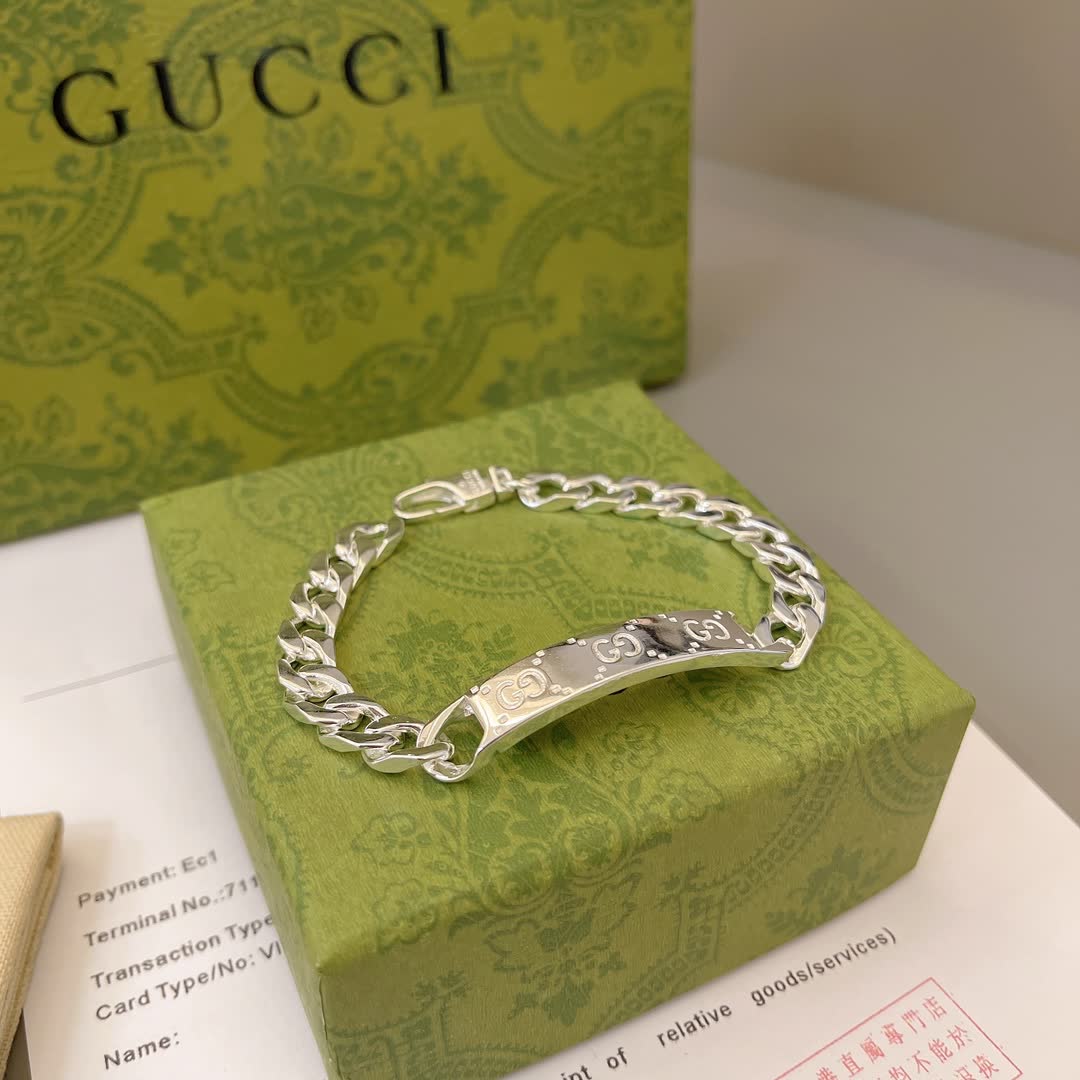 Gucci Silver Chain Bracelet