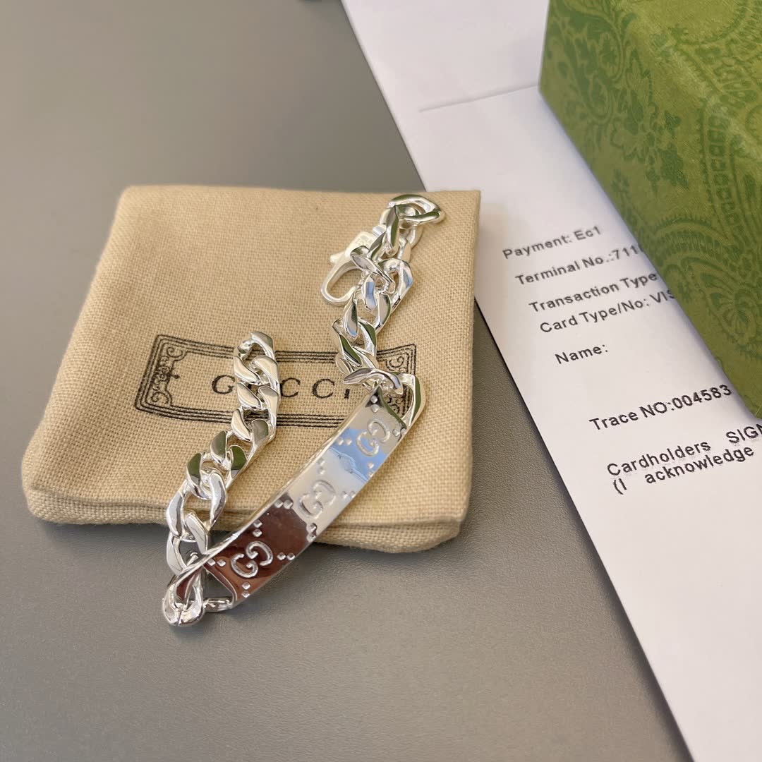 Gucci Silver Chain Bracelet