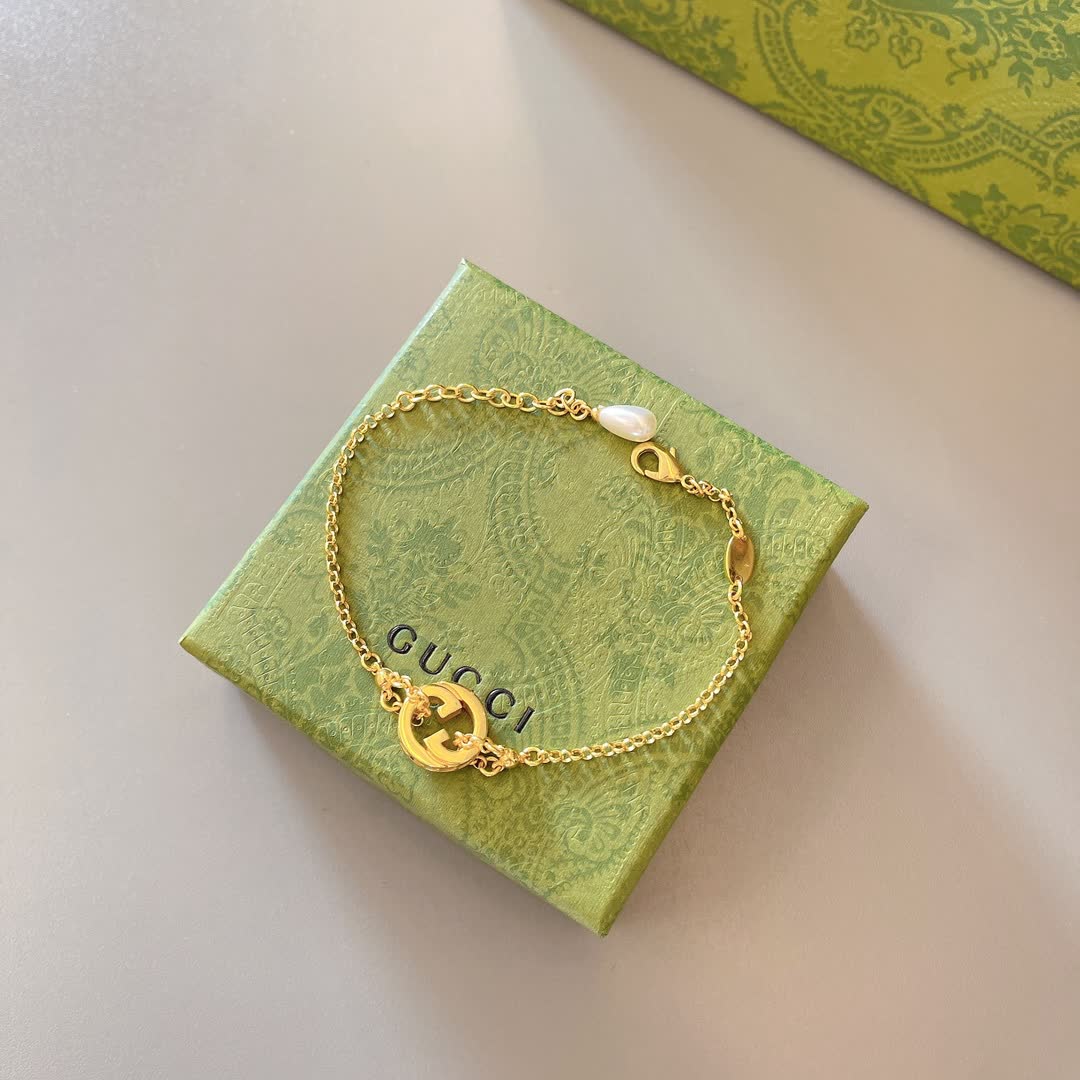 Gucci Gold Chain Bracelet with Interlocking G Logo