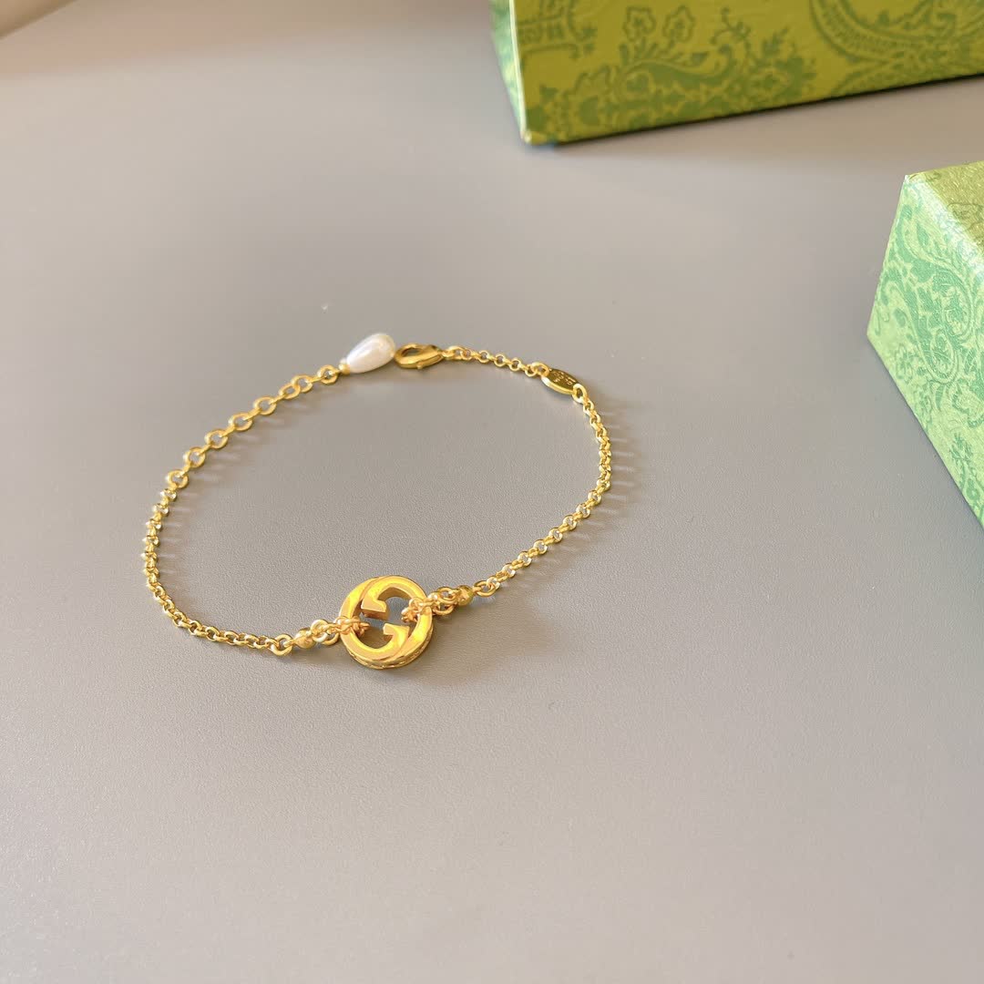 Gucci Gold Chain Bracelet with Interlocking G Logo