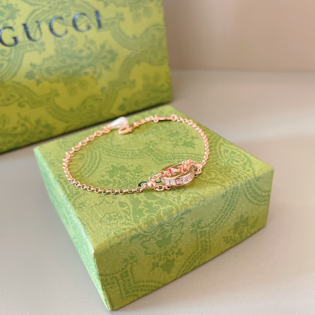 Gucci Rose Gold Interlocking G Bracelet
